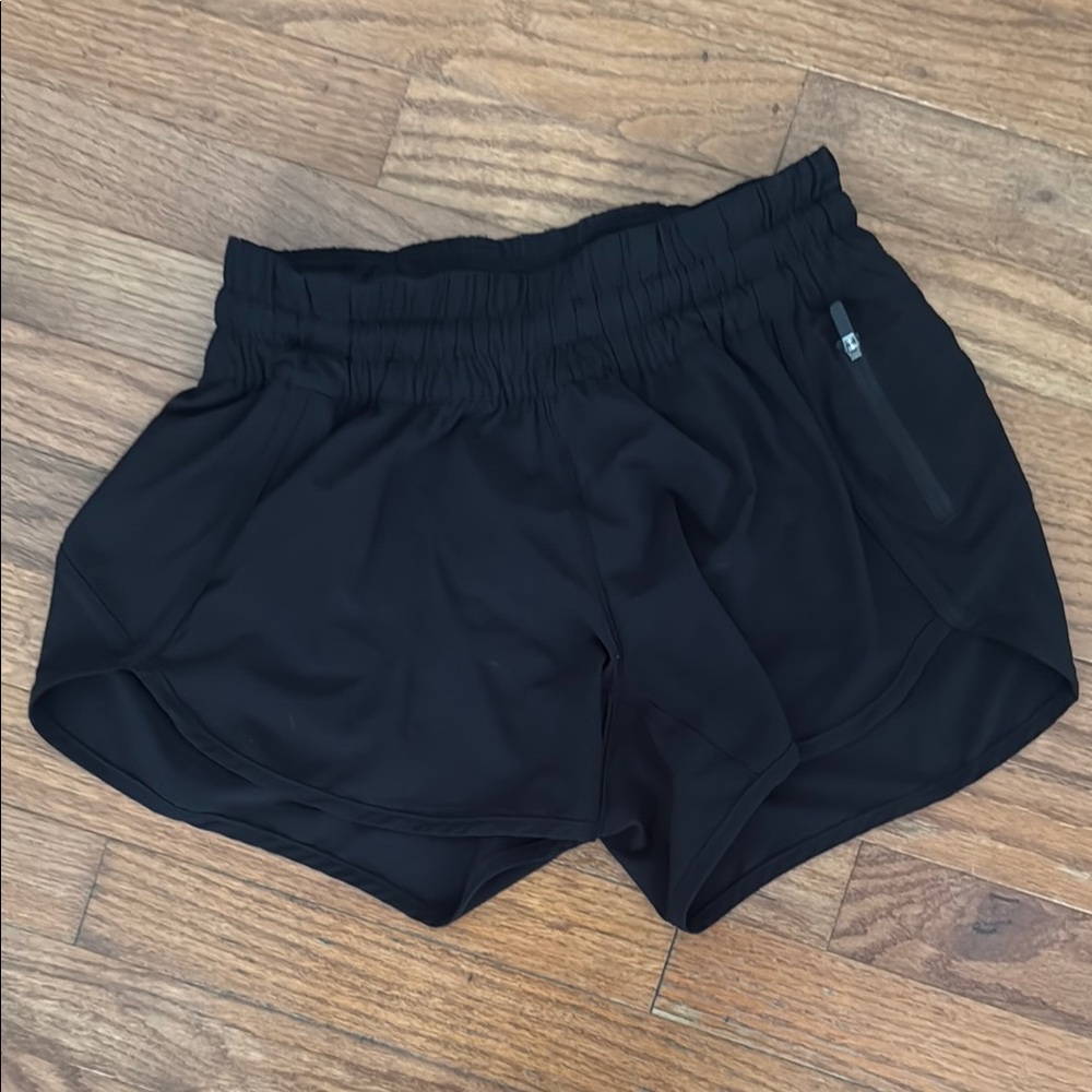 Lululemon Tracker Black Women's Athletic Shorts Size 6